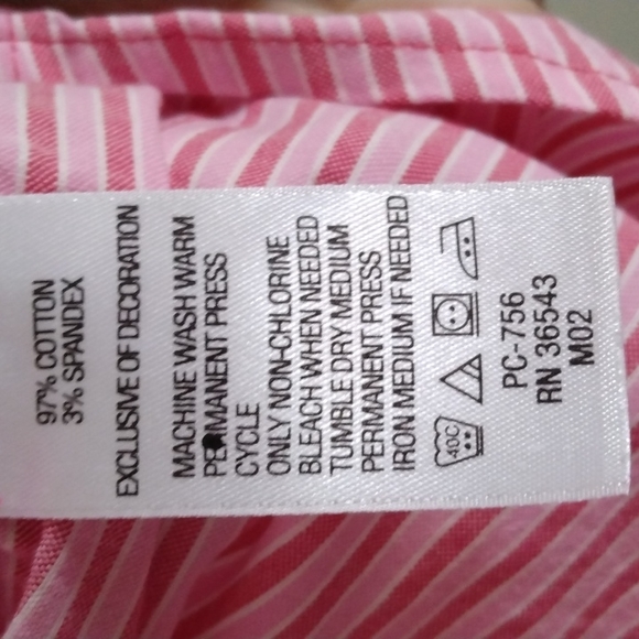 Izod M women's button down, cotton fitted shirt.  EUC - Picture 4 of 4